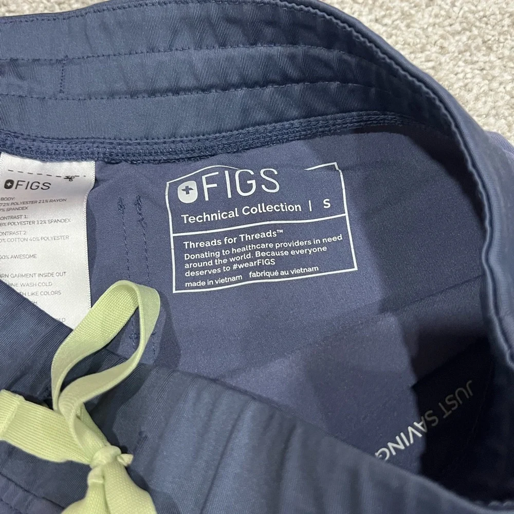 Figs scrub Pants - Picture 2 of 2